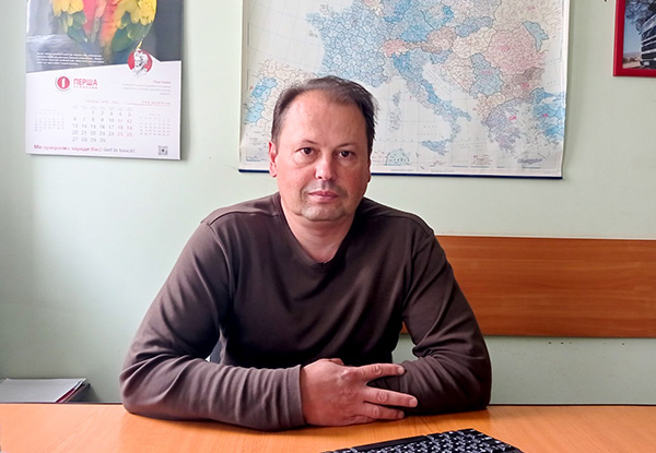 Ростислав Лементарeв